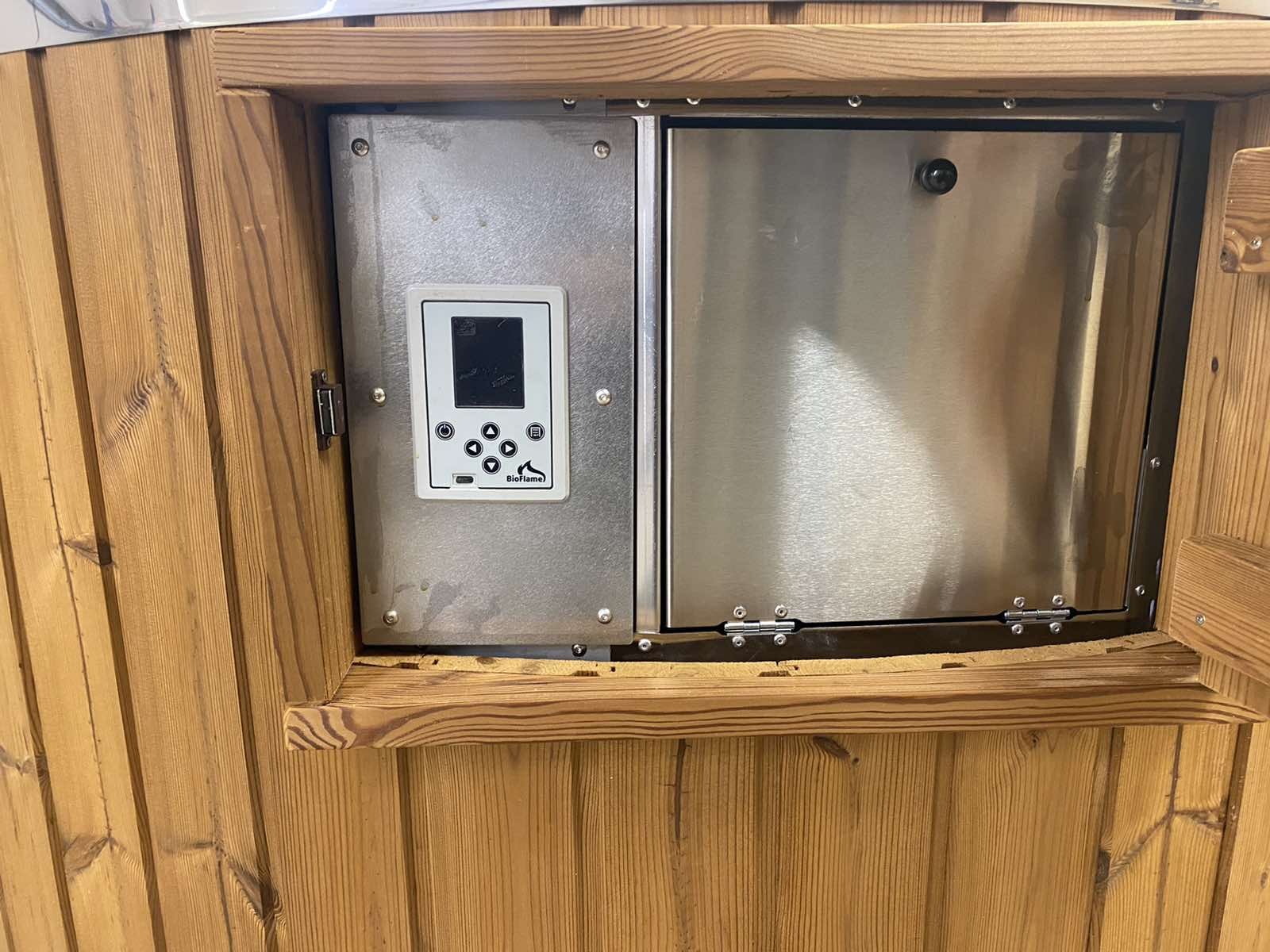 Smart Pellet Hot tub 3 Tamed Ocean ltd Smart pellet hot tub - Pellet Smart Heater