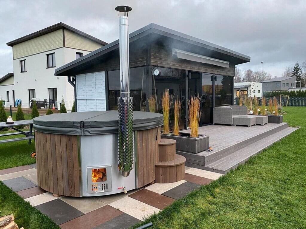 Hot Tub Buying Guide for First-Time Buyers